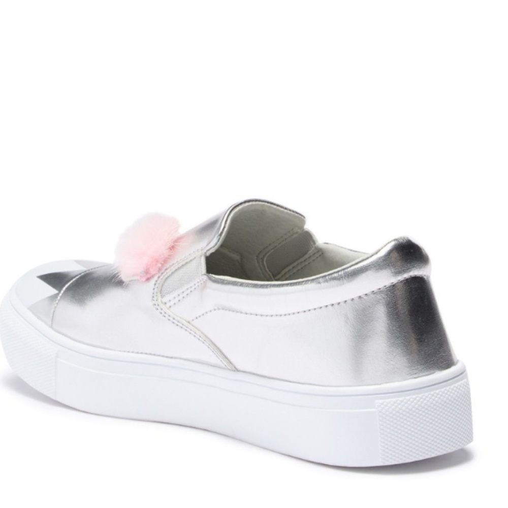 NWT Monster faux fur slip-on sneaker - Picture 5 of 6